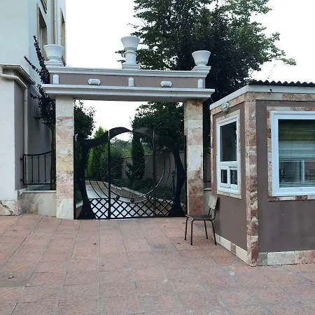 With Terrace Apartamento Ravda