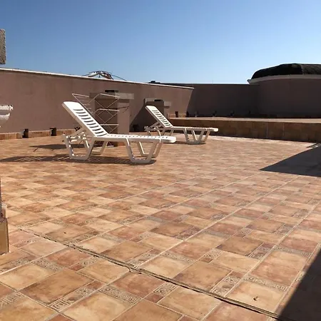Apartman With Terrace Ravda
